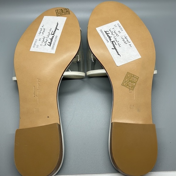 Salvatore Ferragamo Rhodes Slides. NIOB. 8.5 - Picture 10 of 11